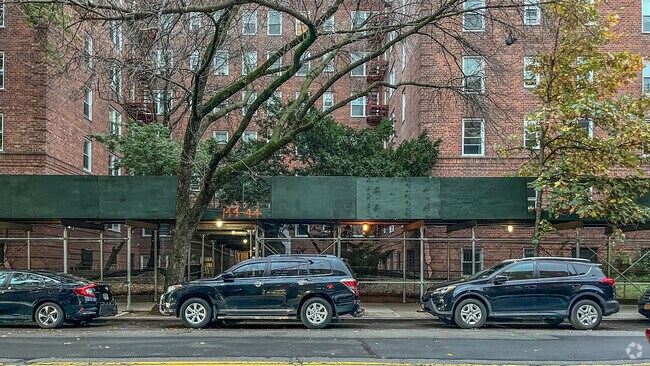 Building Photo - Birchwood Apartments