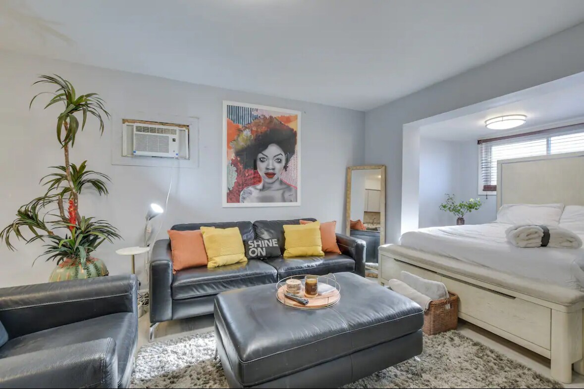 Foto principal - 8138 S Kedzie Ave