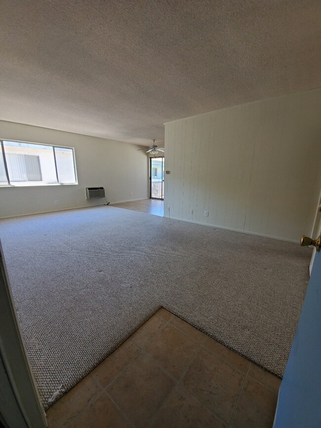 Building Photo - 4477 Colbath Ave