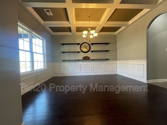 Building Photo - 4955 Brightstar Ln