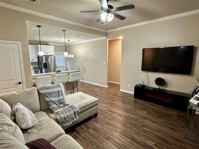 Foto del edificio - 1003 Rebekah Dr