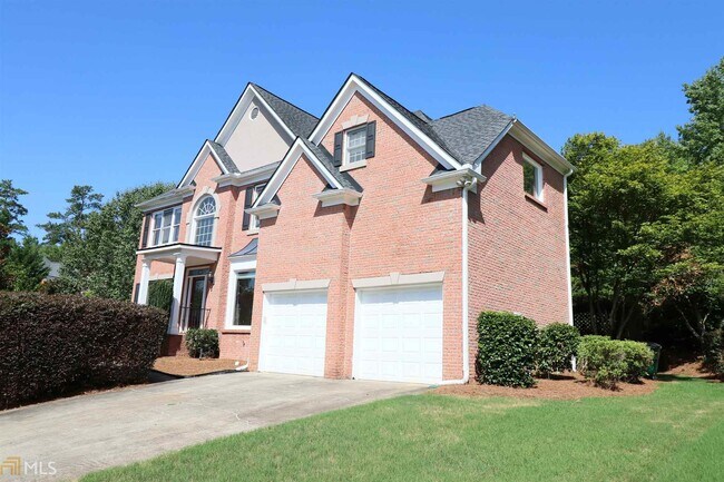 Building Photo - 12525 Magnolia Cir
