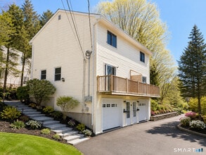 Building Photo - 84 Wilmot St