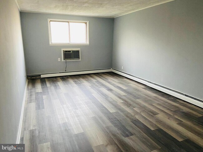 Foto del edificio - 1575 W Street Rd