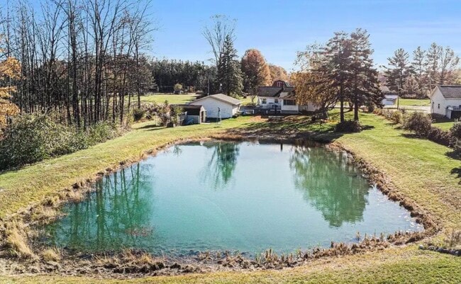 Foto del edificio - 7394 Farrand Rd