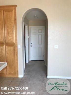 Building Photo - 3 br, 2.5 bath House - 4210 Theresa Ct