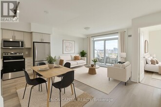 Building Photo - 3121 Sheppard Ave E