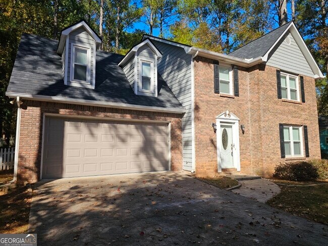 Building Photo - 102 Sauterne Way