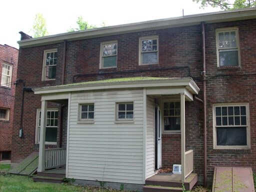 Foto del edificio - 770 Shady Dr E