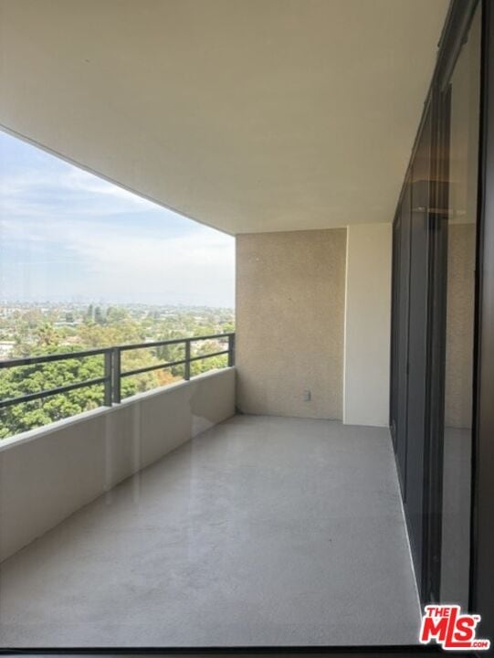 Building Photo - 4337 Marina City Dr