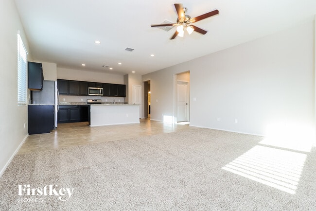 Building Photo - 31012 W Mulberry Dr