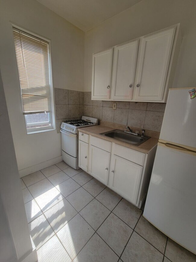 Foto del edificio - 7208 Torresdale Ave