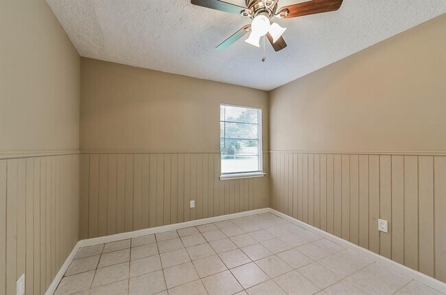 Foto del edificio - 22407 Ivygate Dr
