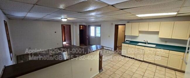 Foto del edificio - 222 E Main St