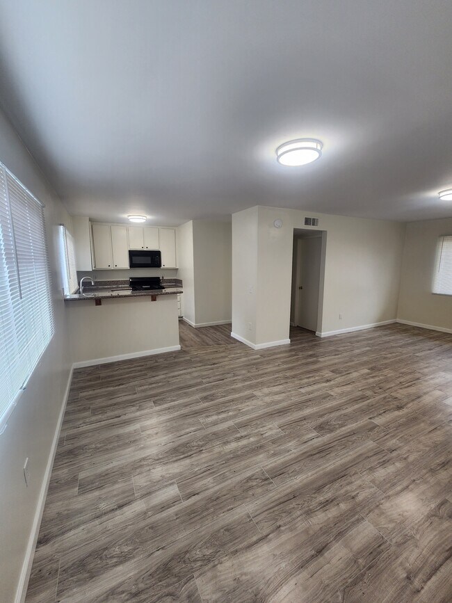 Foto del edificio - 820 N Kathleen Ln