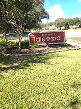 Building Photo - 10049 Westpark Dr