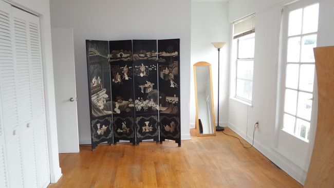 2nd bedroom no furniture - 1200 Euclid Ave