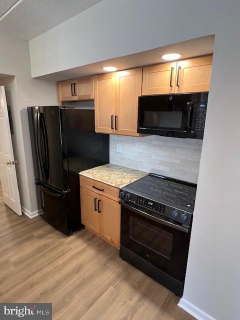 Foto del edificio - 504 Cherrington Dr