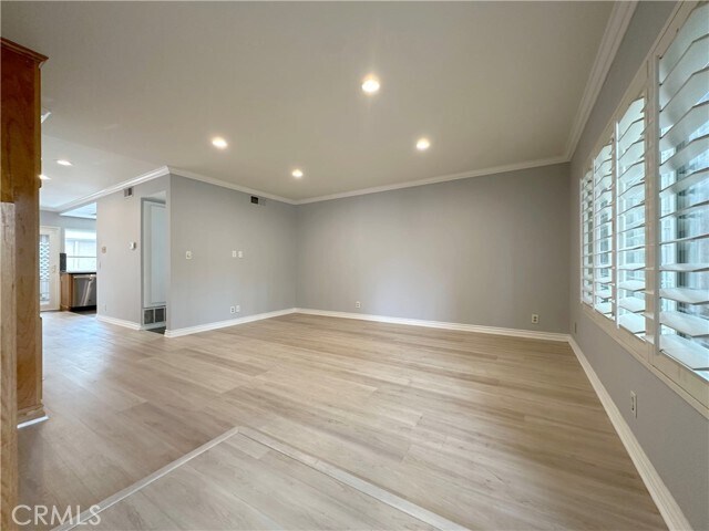 Foto del edificio - 16421 Meadowbrook Ln