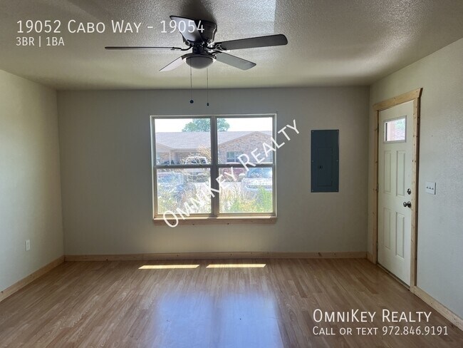 Foto del edificio - 19052 Cabo Way