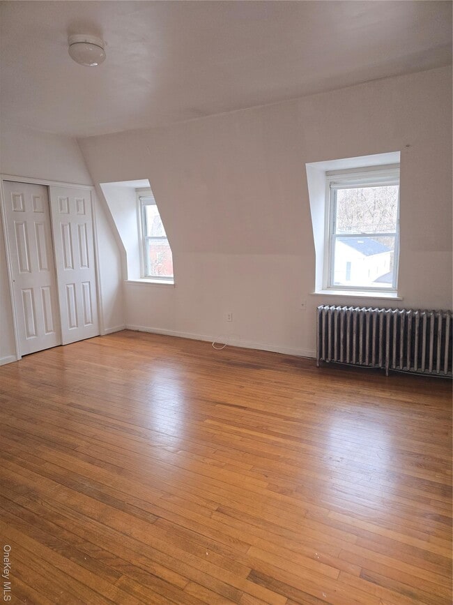 Building Photo - 19 Elizabeth St