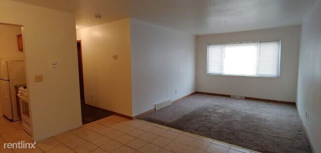 Building Photo - 7001 N 43rd St