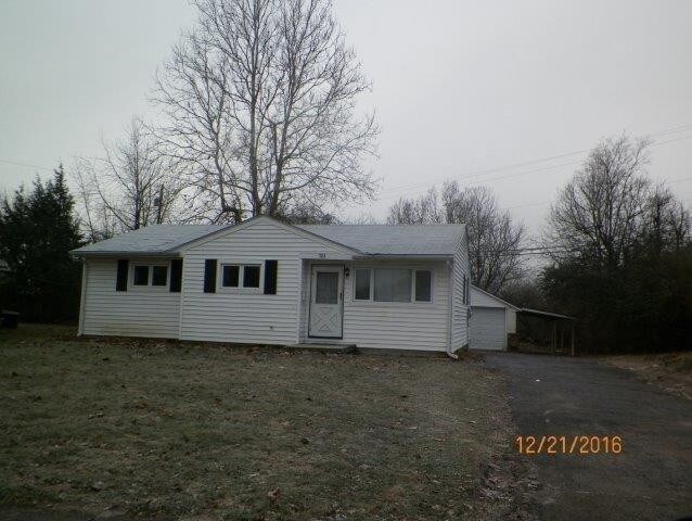 Primary Photo - 923 Waverly Dr