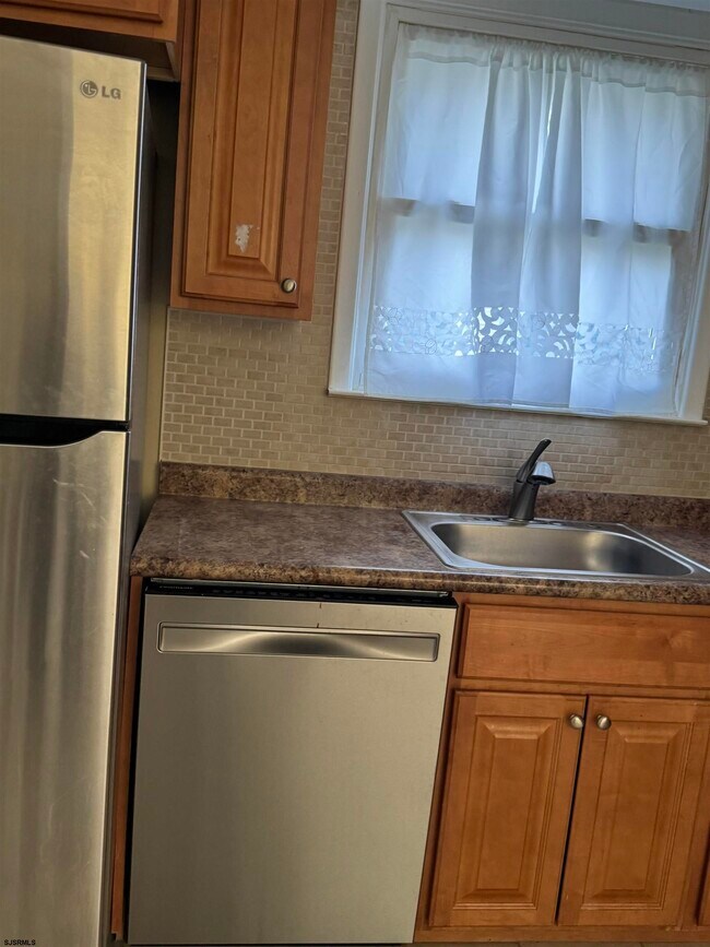 Foto del edificio - 342 Hampshire Dr