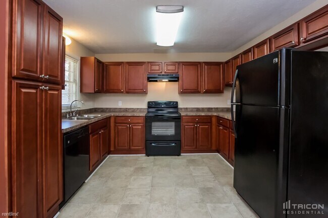 Foto del edificio - 2950 Robertswood Dr