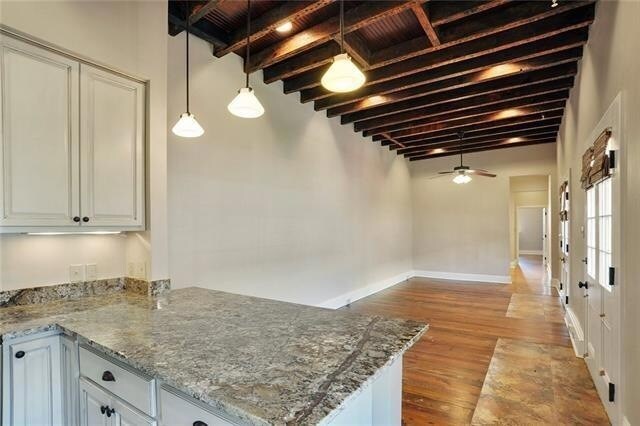 Foto del edificio - 1041 Ursulines Ave