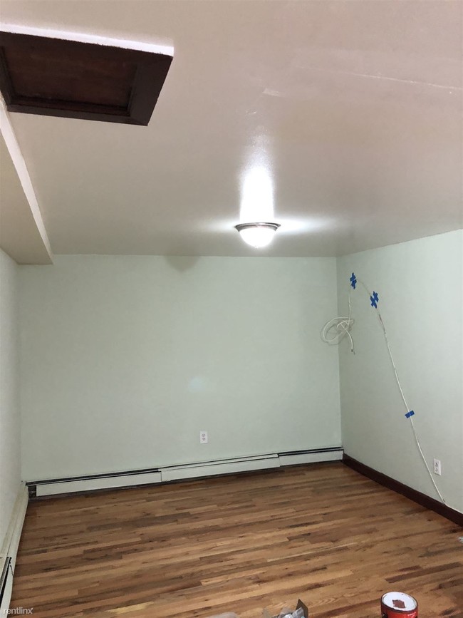 Building Photo - 2 br, 1 bath House - 4305 Kepler Ave