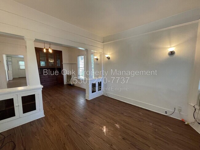 Building Photo - 960 Salem St