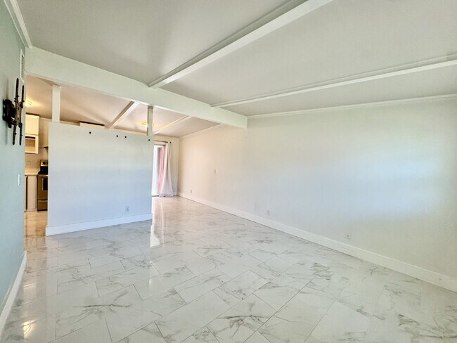 Foto del edificio - Coastal Living | Updated Duplex Unit