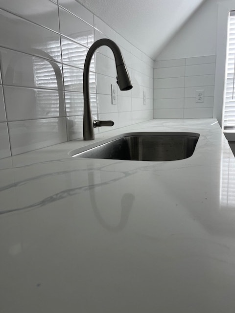 Quartz Countertops - 638 NE Prescott St