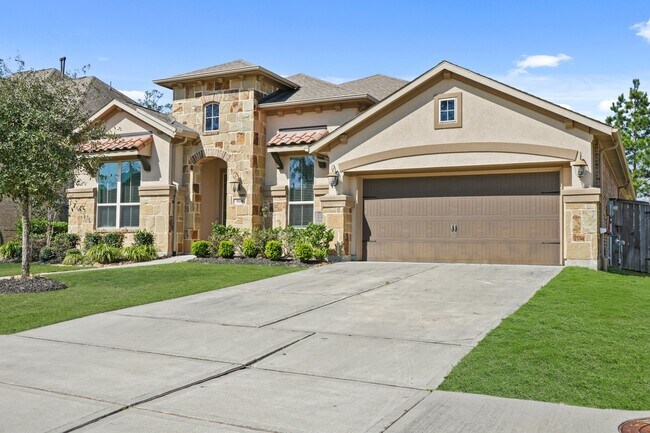 Building Photo - 9339 Fairfield Oaks Ln