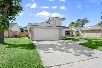 Building Photo - 7415 Creekfield Dr