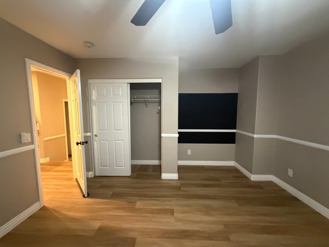 Building Photo - 13895 Peach Grove Ln