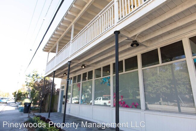 Building Photo - 1 br, 1 bath House - 1001 E Columbus Dr