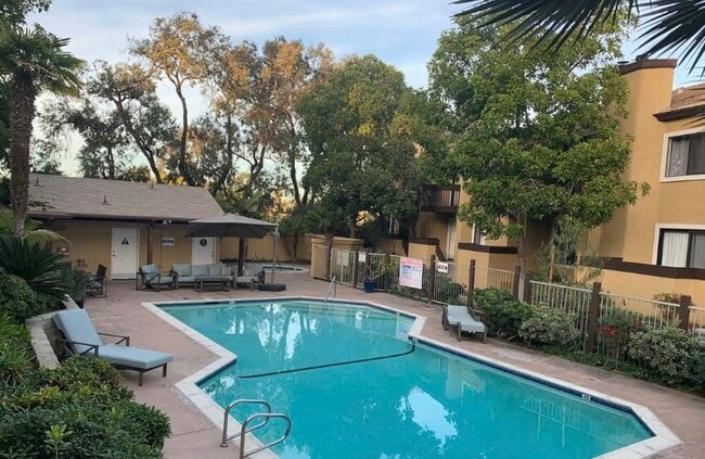 Pool and Spa - 1680 N Coast Highway 101