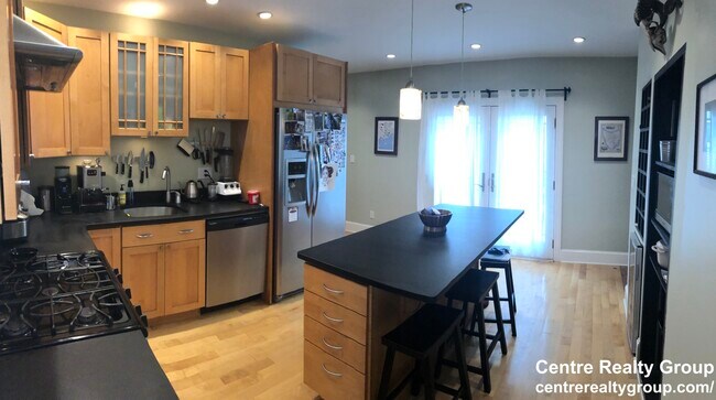 Foto del edificio - 35 Robbins St