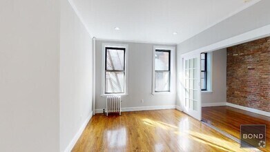 Building Photo - 336 E 18th St