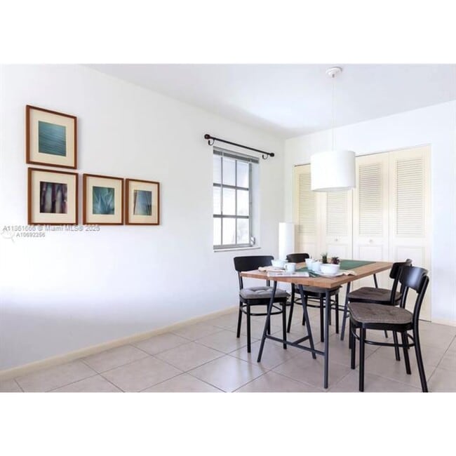 Building Photo - 1150 Madruga Ave