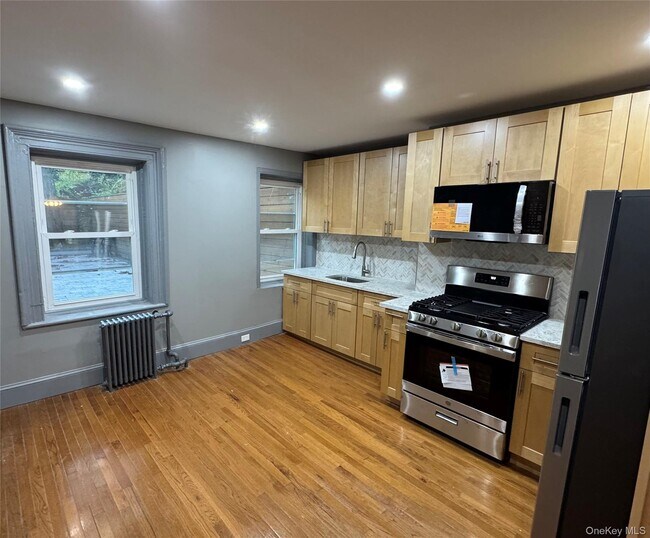Foto del edificio - 58 Woodbine St