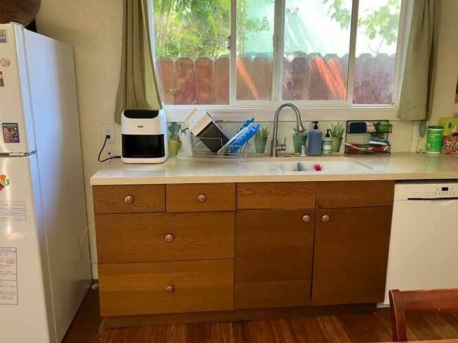 Foto del edificio - 2909 King St