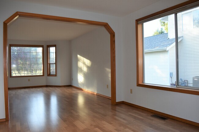 Foto del edificio - 5702 Crystal Ct SE