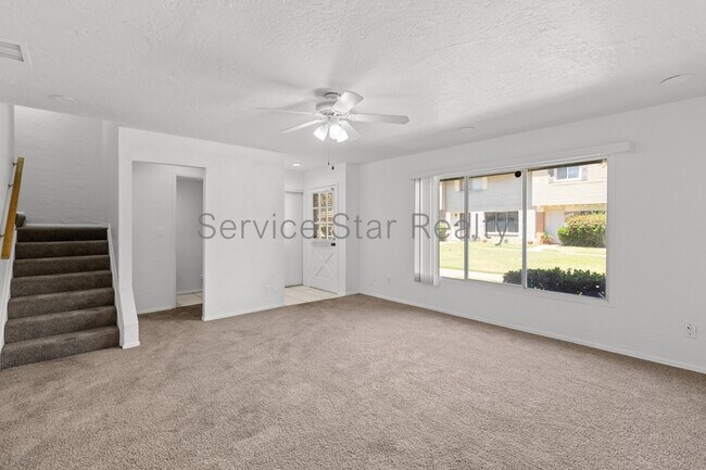 Building Photo - 1676 West Campbell Ave