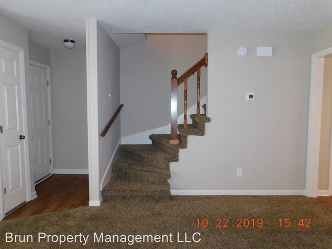 Building Photo - 4025 Heather Ct NW