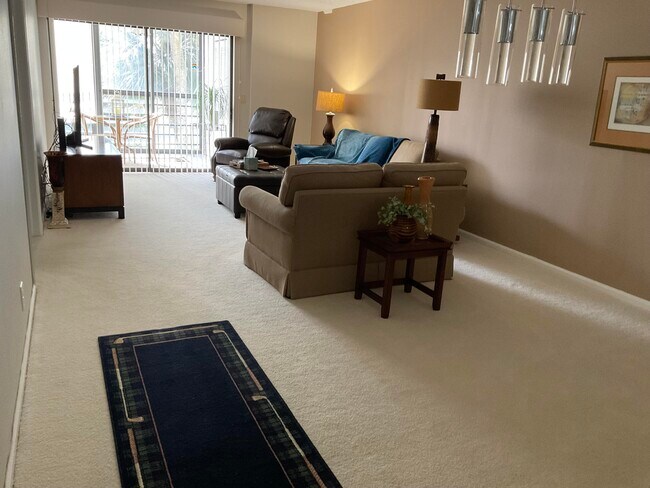 Building Photo - 10173 Mangrove Dr