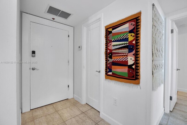 Foto del edificio - 177 Ocean Ln Dr