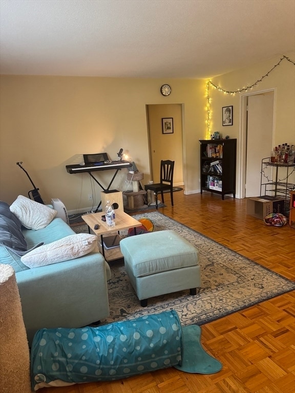 Building Photo - 117 Lake Shore Rd